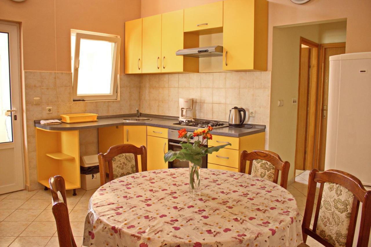 Apartments By The Sea Nin, Zadar - 12890 מראה חיצוני תמונה